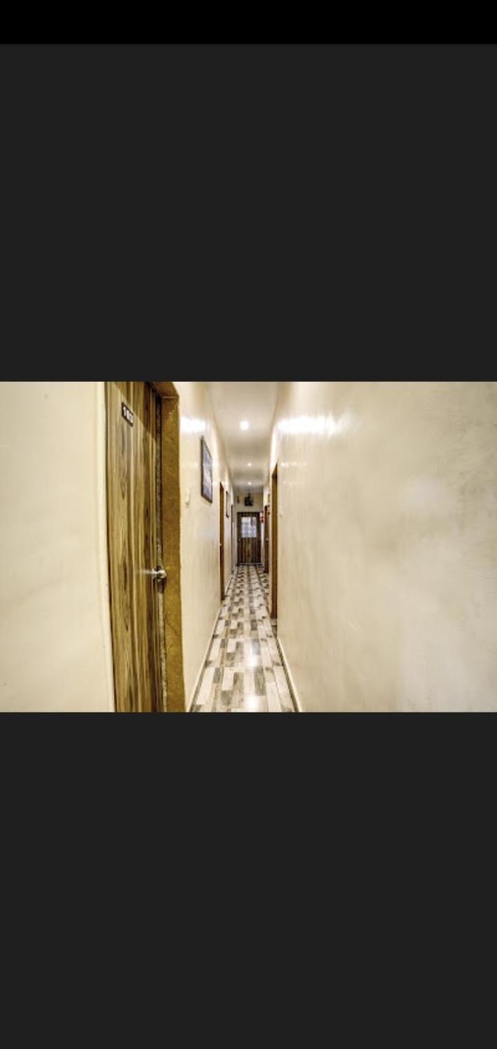 Hotel Green Park ムンバイ エクステリア 写真